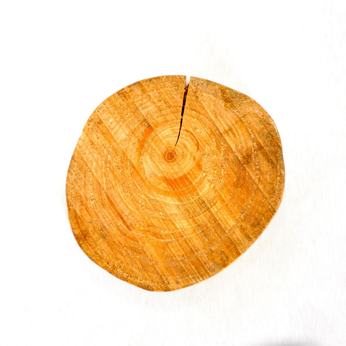 Rustic Tree-Bark Wood Coaster — Natural Live-Edge Slice